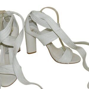 Gianni Bini Elegant White Leather Wrap Heels Size 9.5M